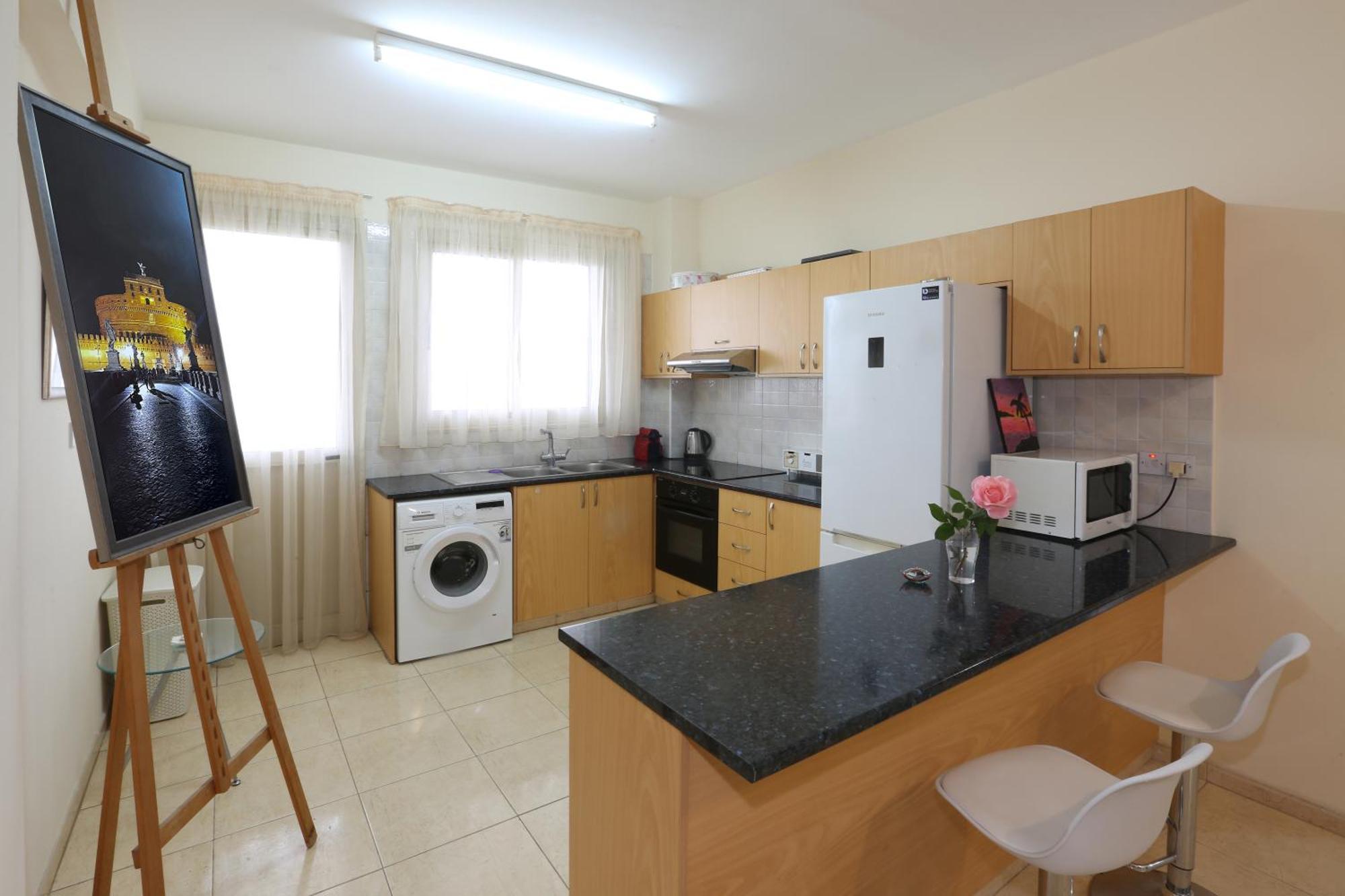 Living 2 Bdr Apartment