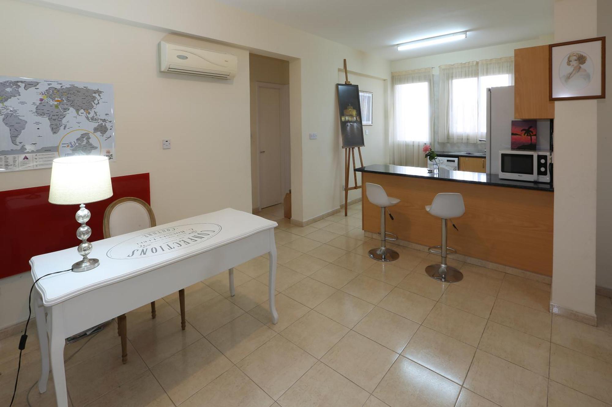 Living 2 Bdr Apartment Paphos